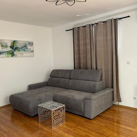 דירות ביוגראד נה מורו Apartman L&A מראה חיצוני תמונה