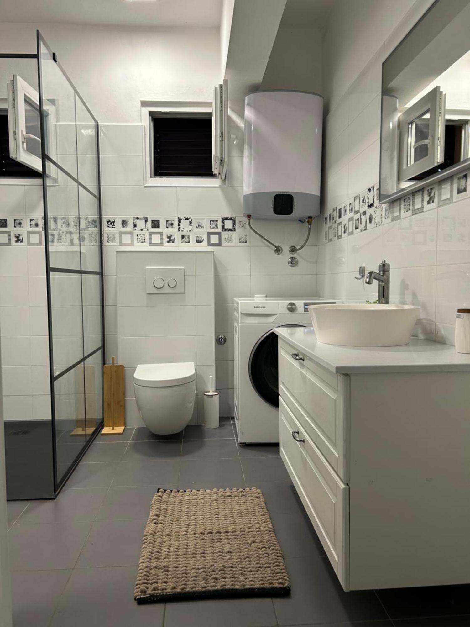 דירות ביוגראד נה מורו Apartman L&A מראה חיצוני תמונה