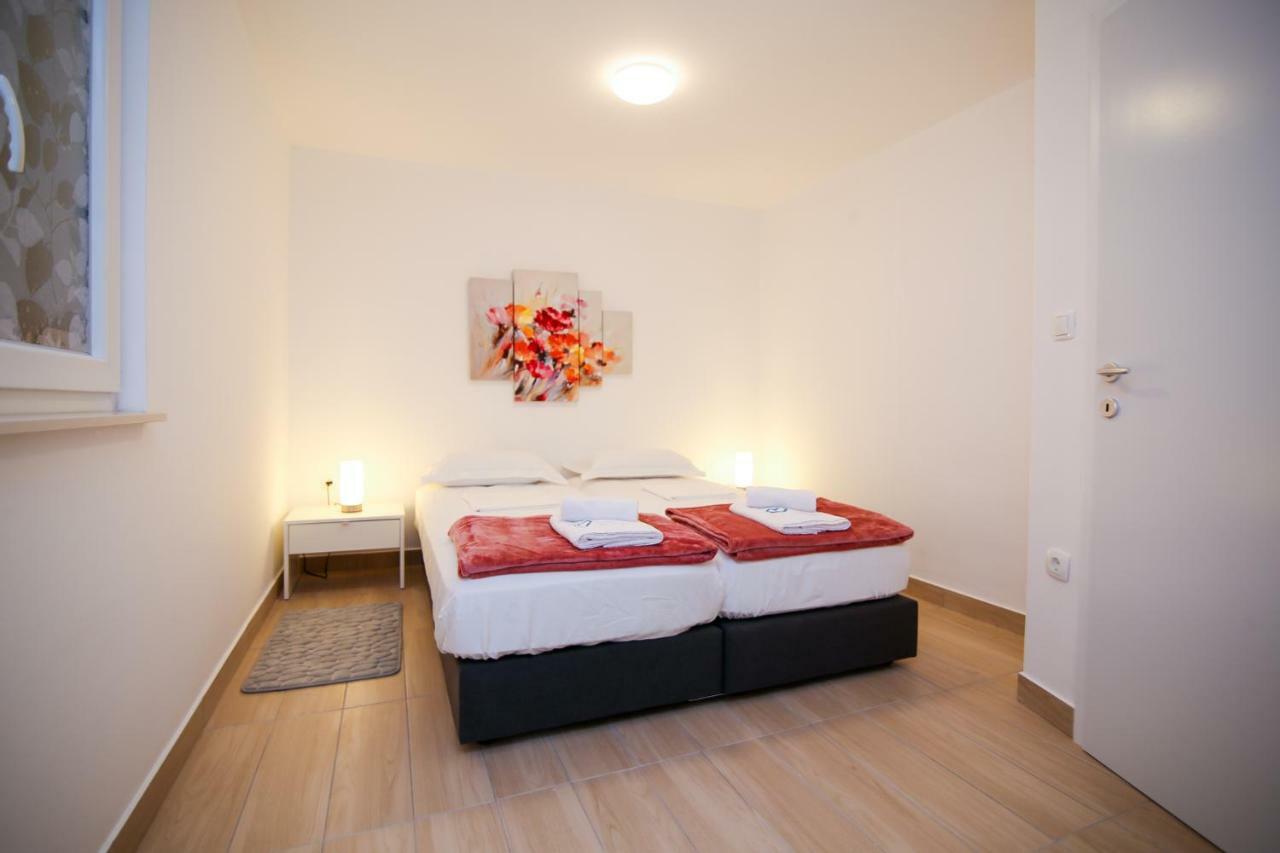 דירות ביוגראד נה מורו Apartman L&A מראה חיצוני תמונה