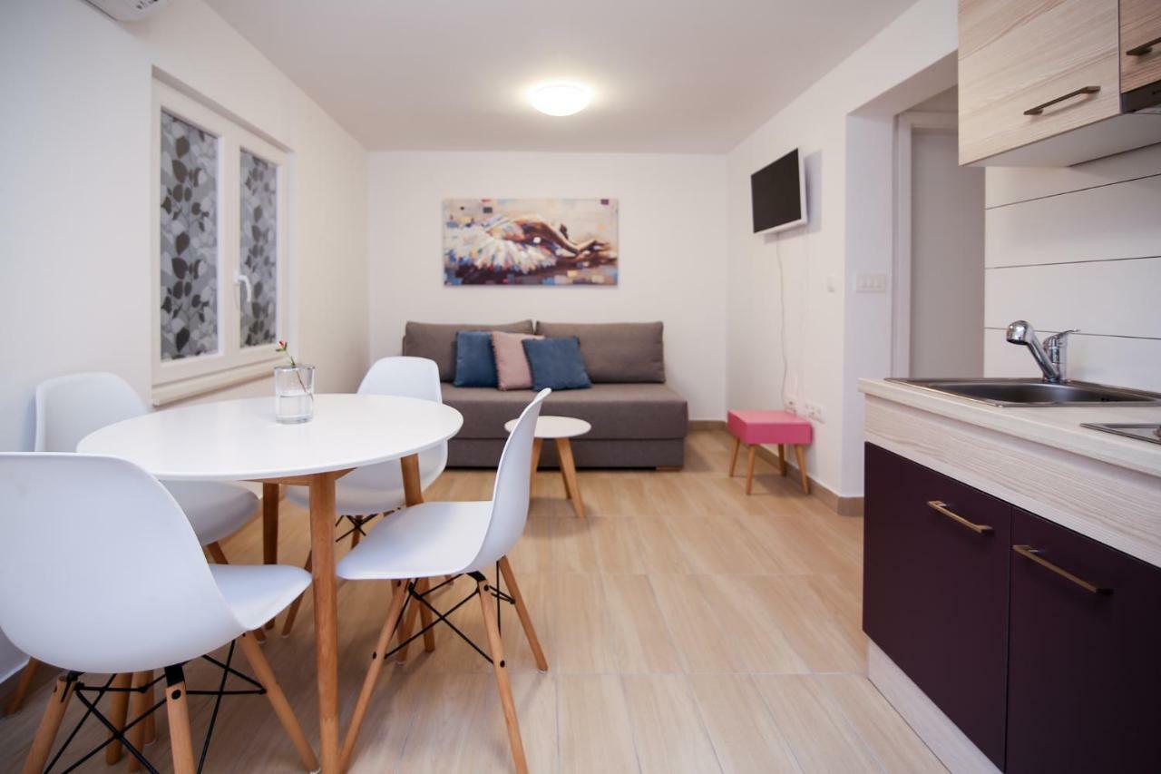 דירות ביוגראד נה מורו Apartman L&A מראה חיצוני תמונה