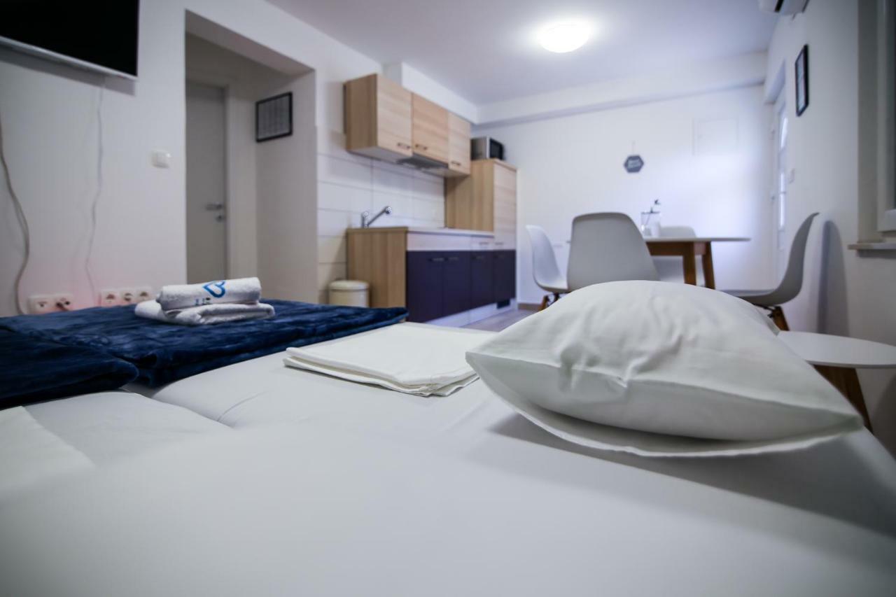 דירות ביוגראד נה מורו Apartman L&A מראה חיצוני תמונה