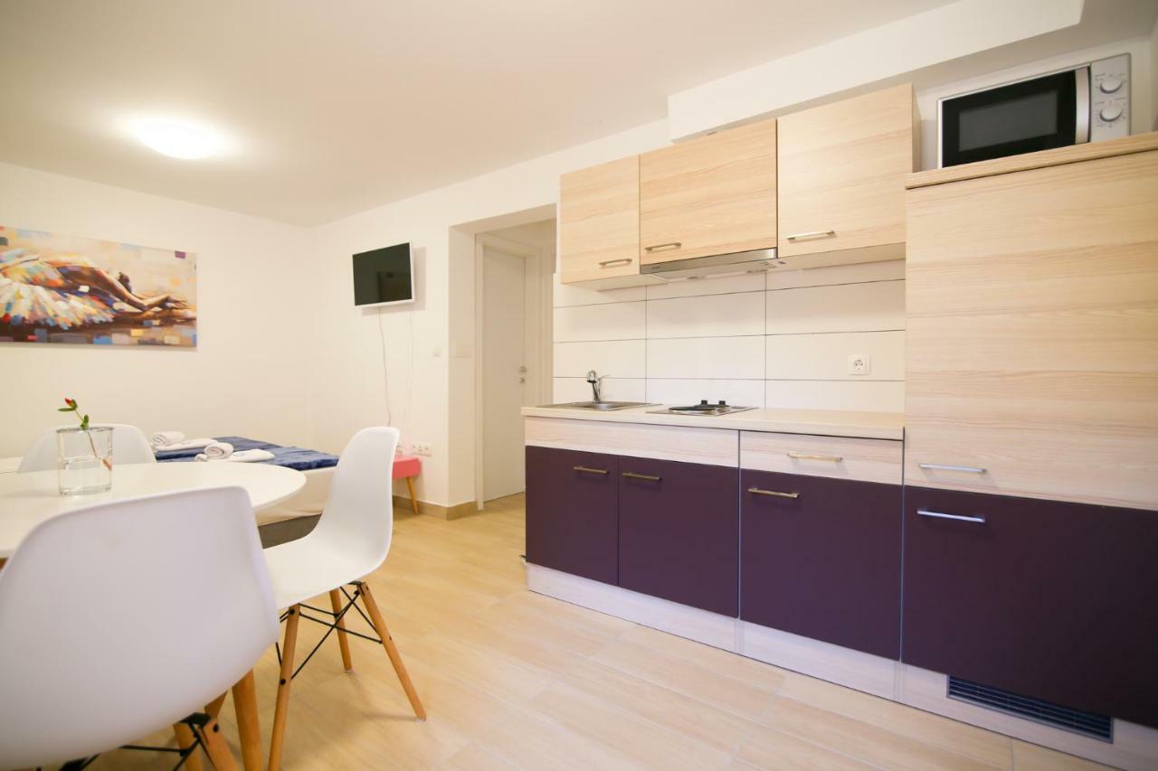 דירות ביוגראד נה מורו Apartman L&A מראה חיצוני תמונה